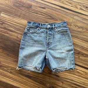 Everlane Distressed denim jean shorts - size 27 (fits like a 25)